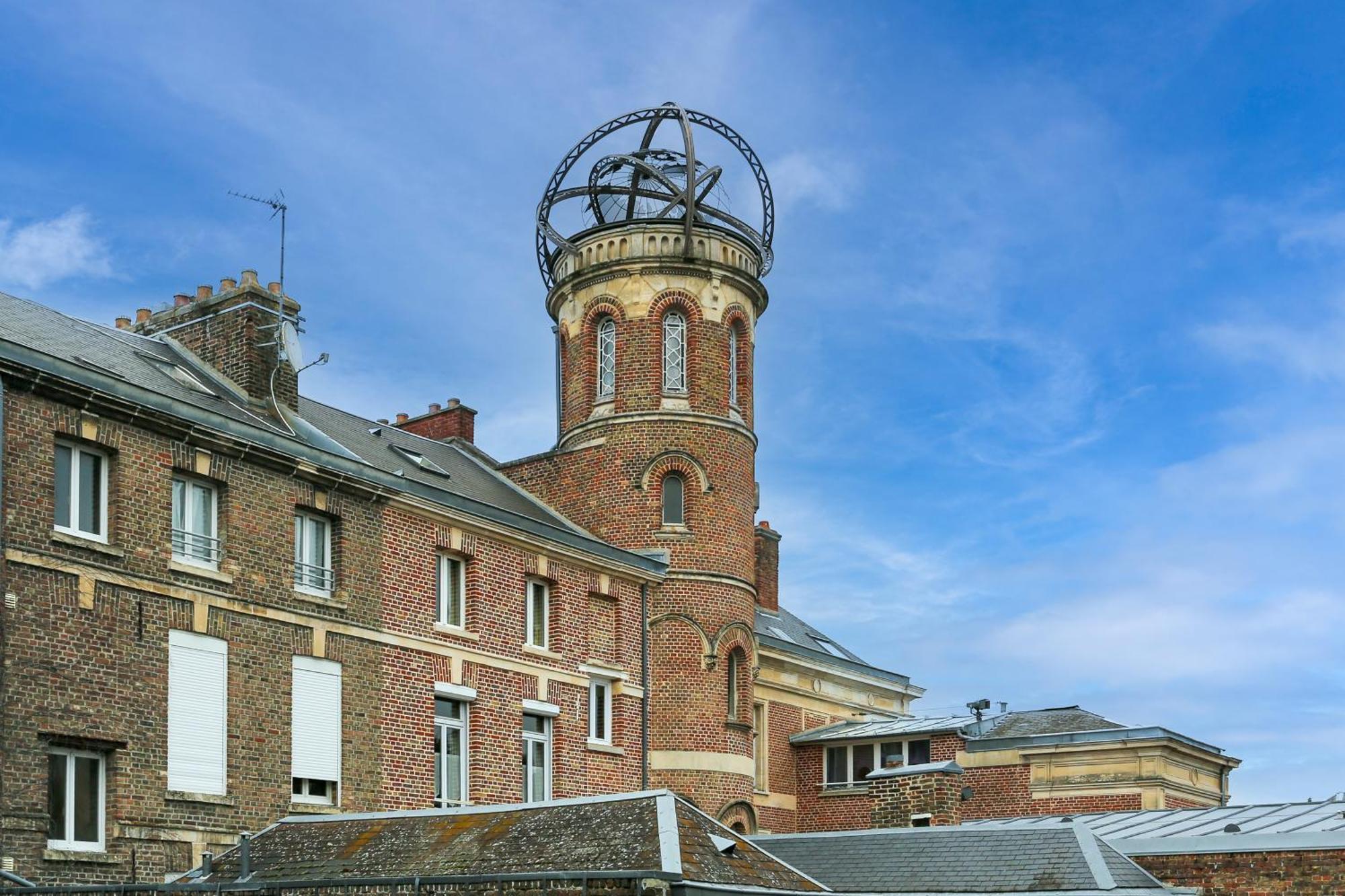 Apartamento Le Jules Verne - Cour Et Parking Prive
