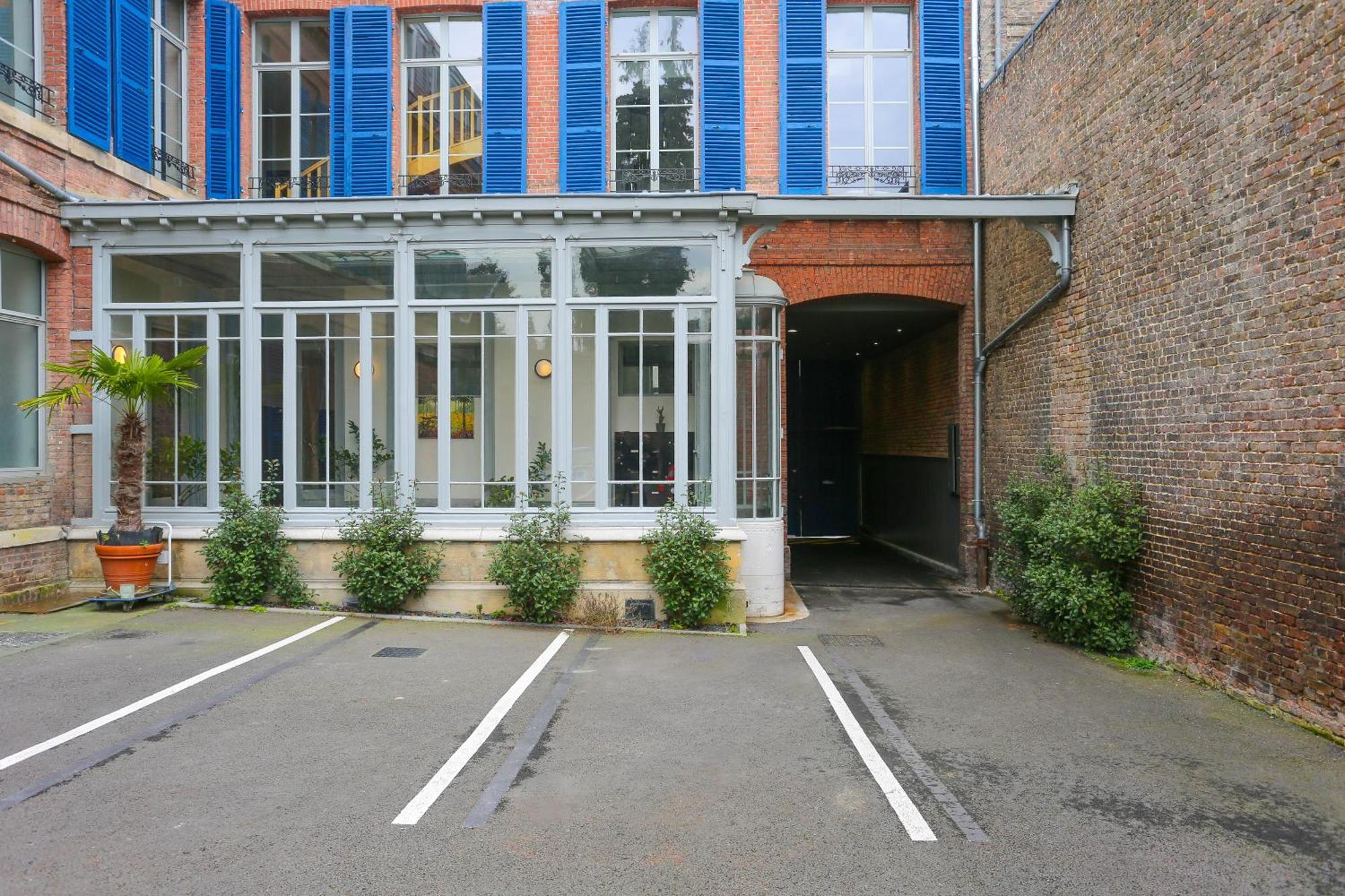 Apartment Le Jules Verne - Cour Et Parking Prive Amiens